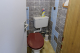 WC bei der kleinen Werkstatt