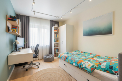 Großzügige 4-Zimmer-Eigentumswohnung mit Balkon, Garage & Ausbaupotenzial - Kinderzimmer (69952)