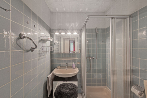 Großzügige 4-Zimmer-Eigentumswohnung mit Balkon, Garage & Ausbaupotenzial - Duschbad (69956)