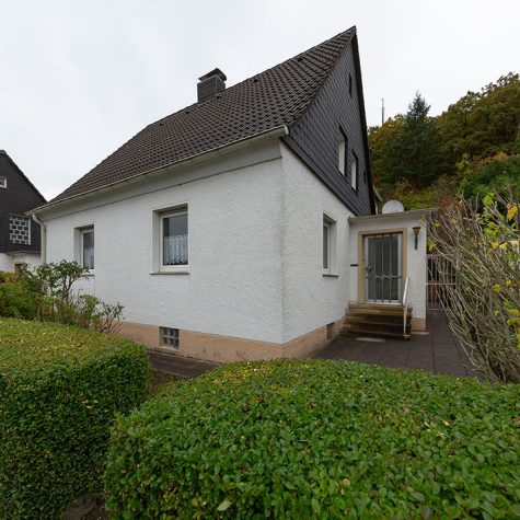 Zuhause zwischen Natur und Stadt – großzügig wohnen mit Komfort, 58119 Hagen / Hohenlimburg, Einfamilienhaus