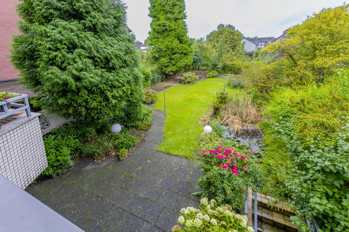 Gartenblick von der Loggia – OG