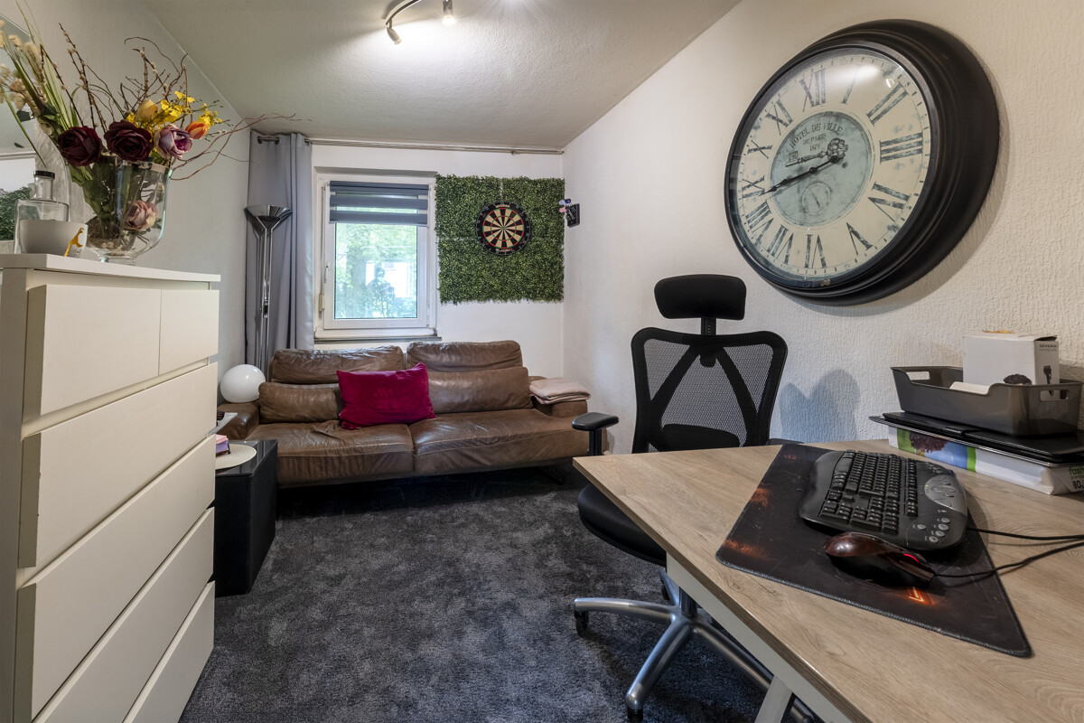 Kinderzimmer o. Homeoffice