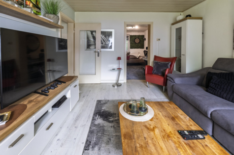Attraktive 3-Zimmer-Wohnung mit Eigennutzungsoption - Wohnzimmer (69731)
