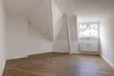 Geräumige WG-Wohnung mit Stil im Herzen der Stadt - 1. Schlafzimmer (Wohnen laut Grundriss)