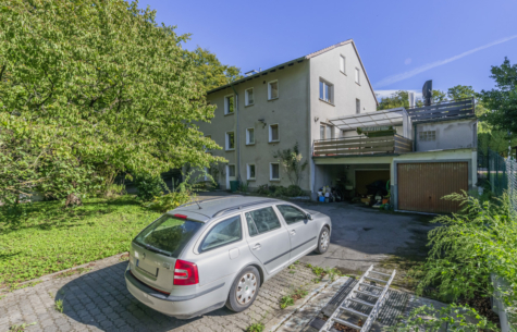 Zweifamilienglück mit ausgiebig Platz im Freien und Schlossblick! - Gartenansicht (70728)