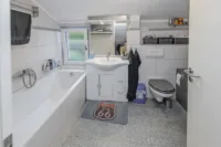 Badezimmer im Anbau