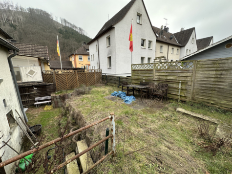 Doppelhaushälfte mit viel Potential zur Selbstverwirklichung - Bild (70689)