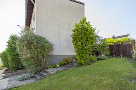 Doppelhaushälfte mit Stil: Ideal für Familien – großzügig, modern und mit viel Grün! - Hag_Albrechtstr_51_V05 (70146)