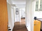 Charmante 3-Zimmer-Erdgeschosswohnung mit Balkon und Einbauküche - Diele