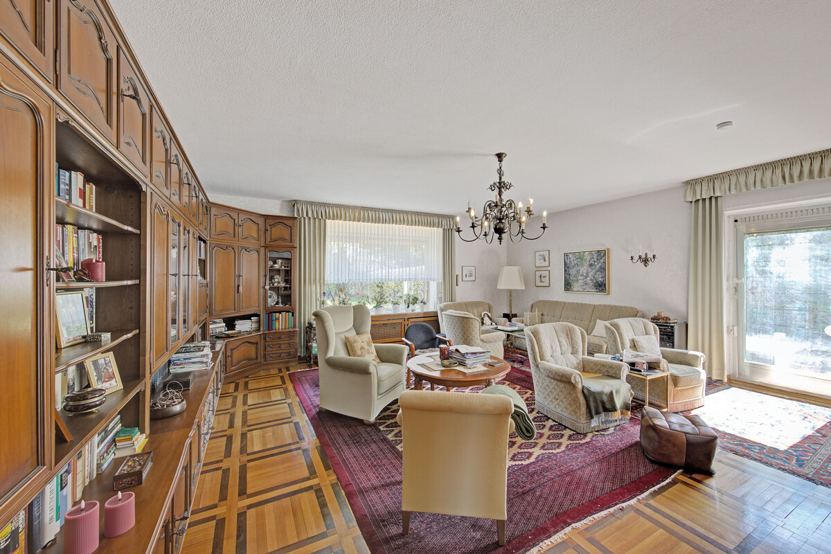 Großzügiges, weitläufiges Wohnzimmer