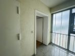 Möblierte 1-Zimmer-Wohnung mit Fernblick zum Soforteinzug! - Eingang zur Wohnung