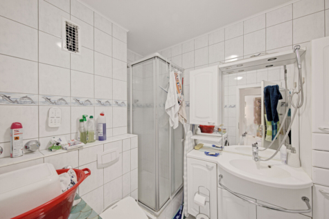 Gepflegte Etagenwohnung in Bochum-Querenburg–Attraktive Gelegenheit f. Kapitalanleger & Eigennutzer - Bild (71246)