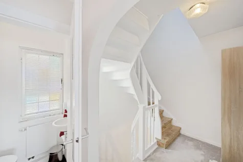 Für Macher & Individualisten: Einfamilienhaus mit Charakter und Entwicklungspotenzial - Obergeschoss (71569)