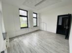 Vielseitig und Lichtdurchflutet: 16 m² Büro oder Lager - Büro 3