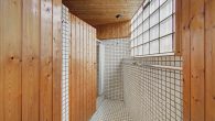 3-in-1 Immobilie: Gewerbe, eine oder zwei Wohneinheiten möglich - EG - Dusche / Bad