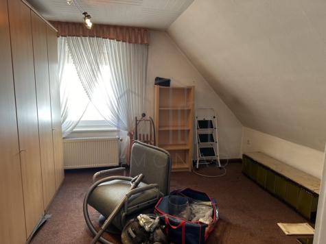 Die Gelegenheit für Ihr Eigenheim in Aplerbeck! - Zimmer im Obergeschoss (70003)