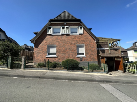 Ihr Zuhause mit viel Potential – Einfamilienhaus in ruhiger Lage von Hagen Emst - Hausansicht (70775)