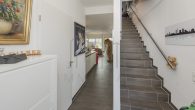 Luxus trifft Erschwinglichkeit: Maisonette-Wohnung mit Preisreduktion - Diele 1. Etage