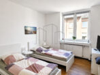Moderne 2-Zimmer-Wohnung mit Balkon und großzügiger Wohnküche - Wohnzimmer