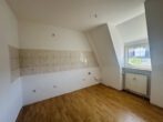 Charmante 3,5-Zimmer-Dachgeschosswohnung mit viel Tageslicht - Küche
