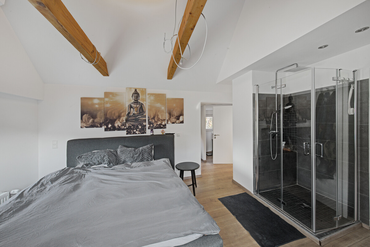 Schlafzimmer im DG
