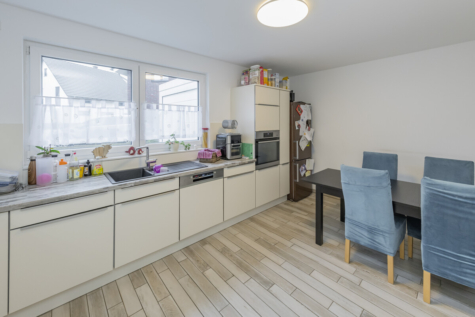 Ihr Zuhause zum Wohlfühlen! Doppelhaushälfte mit Garten - Platz für eine Sitzgruppe (71176)