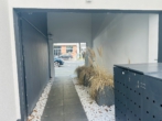 Blick zur Straße