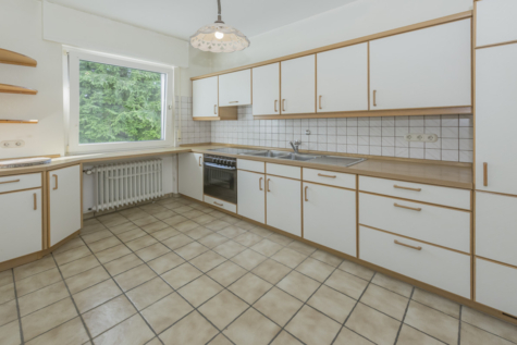 Ein Bungalow zum Verlieben. Einfamilienhaus mit viel Platz und Charisma. - Küche (70604)