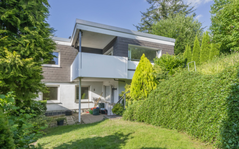 Ein Bungalow zum Verlieben. Einfamilienhaus mit viel Platz und Charisma. - Garten (70619)