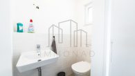 *Provisionsfrei für den Käufer* Modernes Reihenmittelhaus! - Gäste-WC im Erdgeschoss
