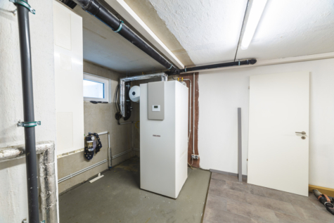 *Provisionsfrei für den Käufer* Modernes Reihenmittelhaus! - Heizungsanlage (70219)