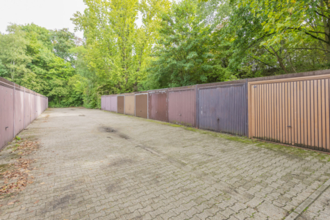 Charmantes Reihenmittelhaus mit Garten – Renovierungsbedürftiges Juwel mit Kellerbar- - Bild (70887)