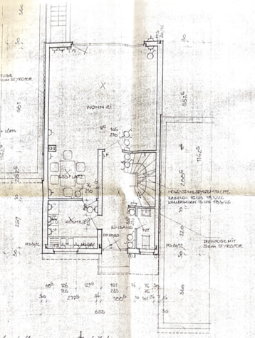 Charmantes Reihenmittelhaus mit Garten – Renovierungsbedürftiges Juwel mit Kellerbar- - Bildschirmfoto 2022-09-21 um 10.38.26 (70890)