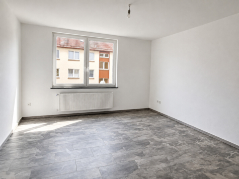 Lichtdurchflutete 3-Zimmer-Wohnung mit durchdachtem Grundriss, 45886 Gelsenkirchen, Etagenwohnung